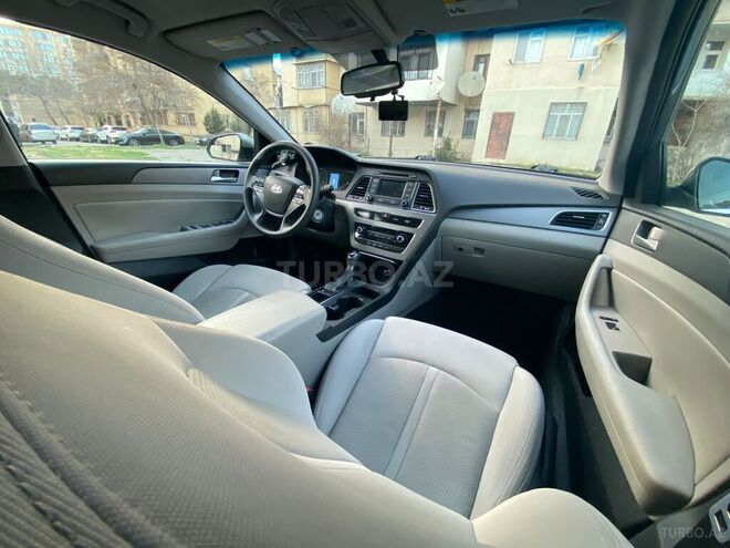 Hyundai Sonata-7