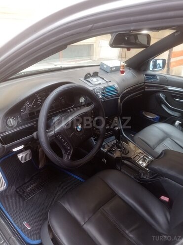 BMW 523-3