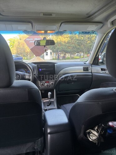 Subaru Forester-8
