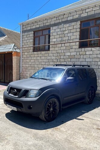 Nissan Pathfinder-12