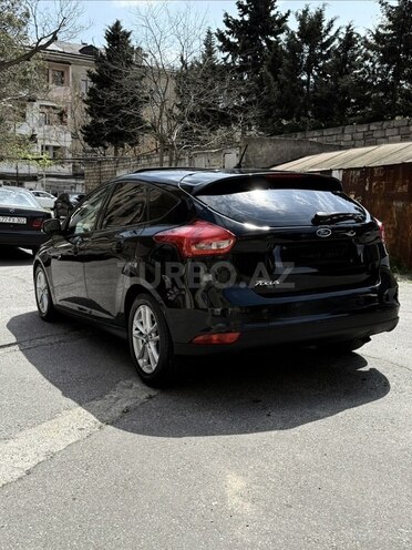 Ford Focus-3