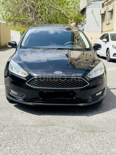 Ford Focus-1