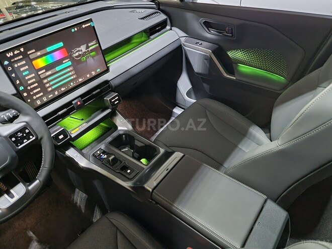 Toyota RAV4-38