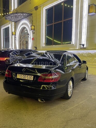 Mercedes E 220-6