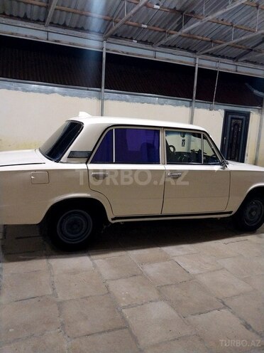 LADA (VAZ) 21011-5