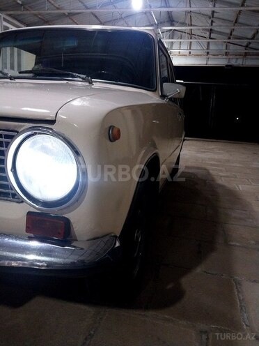 LADA (VAZ) 21011-3