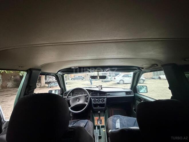 Mercedes 190-4