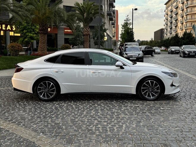 Hyundai Sonata-3