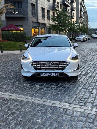 Hyundai Sonata-8