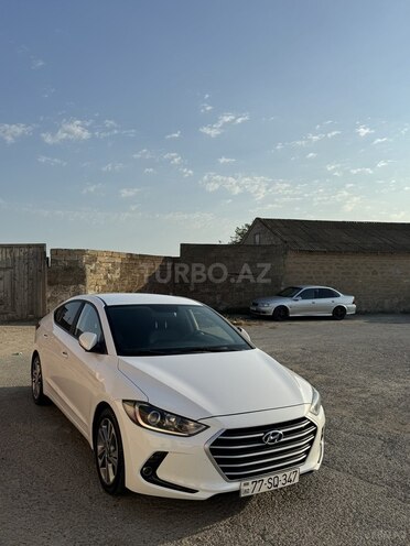 Hyundai Avante-5
