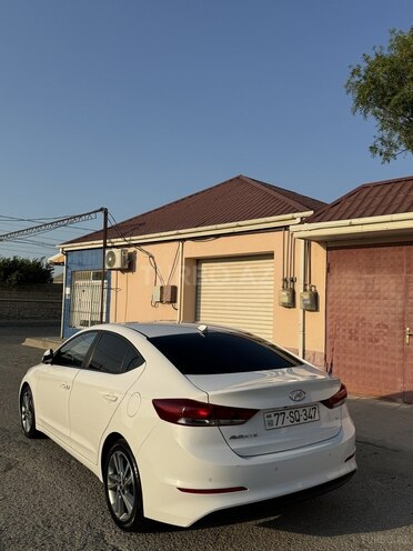 Hyundai Avante-6