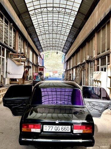 LADA (VAZ) 2107-2
