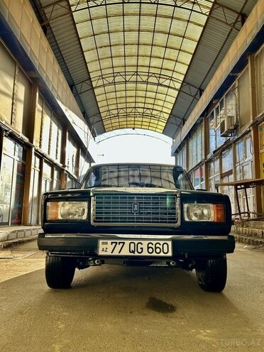LADA (VAZ) 2107-1