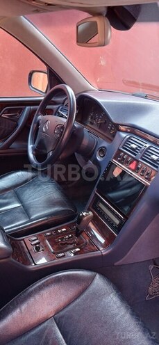 Mercedes E 280 4MATIC-16