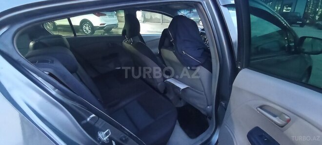 Honda Insight-6
