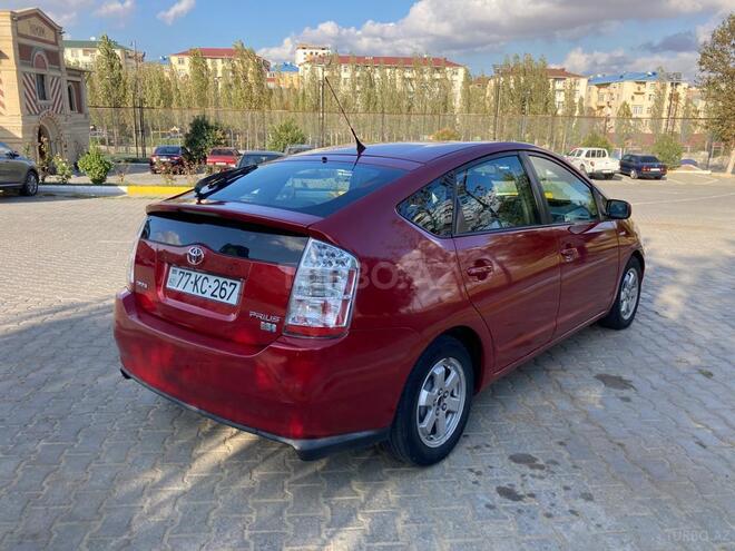 Toyota Prius-4