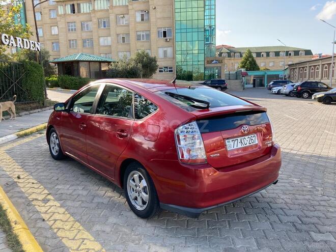 Toyota Prius-10