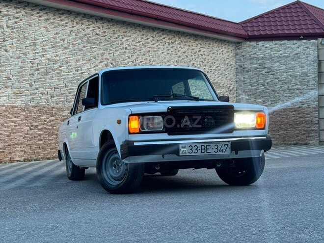 LADA (VAZ) 2107-5