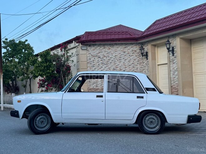 LADA (VAZ) 2107-10