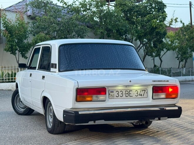 LADA (VAZ) 2107-15