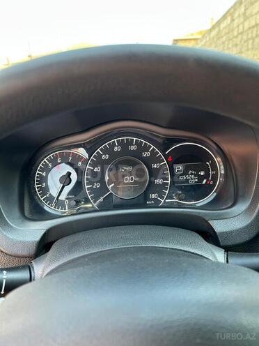 Nissan Note-6