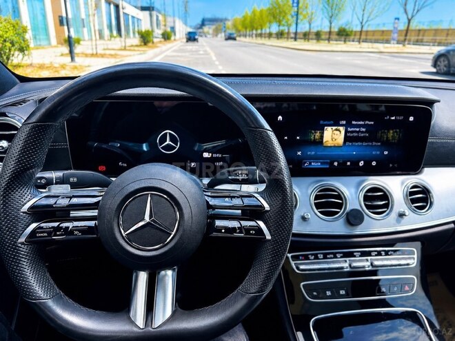 Mercedes E 300 de-14