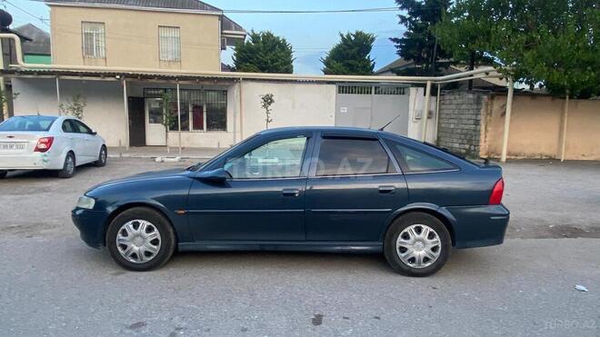 Opel Vectra-2