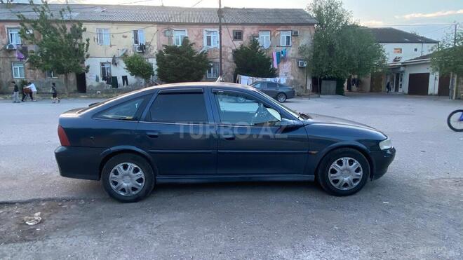 Opel Vectra-3