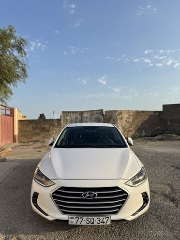 Hyundai Avante-2
