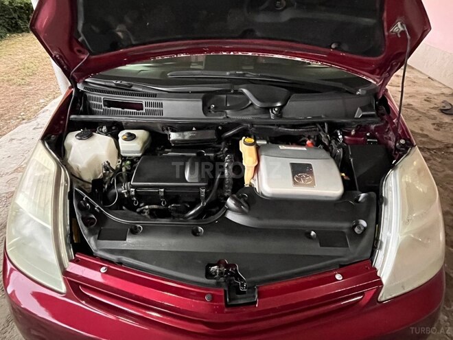 Toyota Prius-10