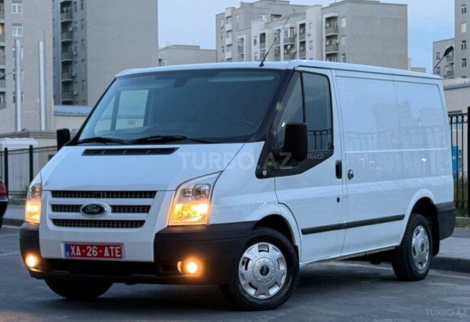 Ford Transit-4