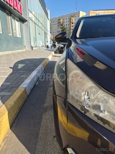 Chevrolet Cruze-4