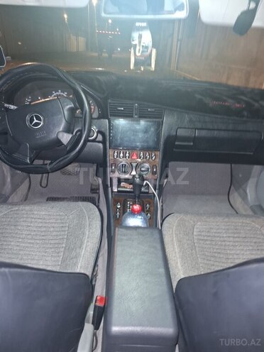 Mercedes C 230-2