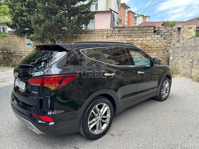 Hyundai Santa Fe-6