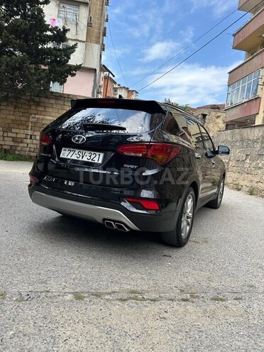 Hyundai Santa Fe-5
