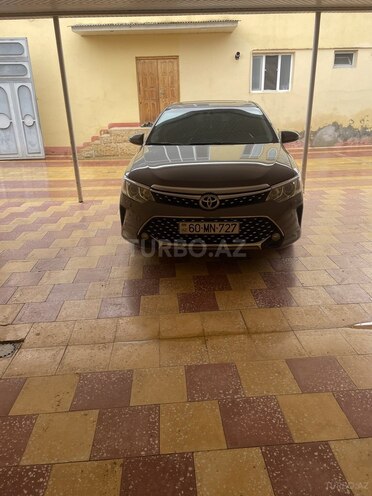 Toyota Camry-2