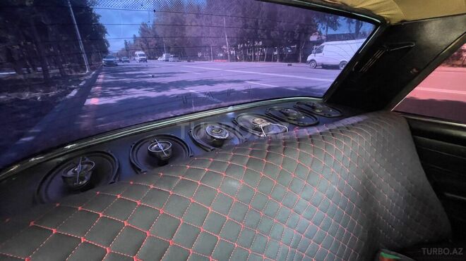 LADA (VAZ) 2106-6