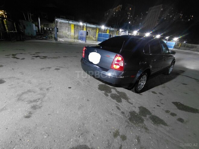 Volkswagen Passat-4