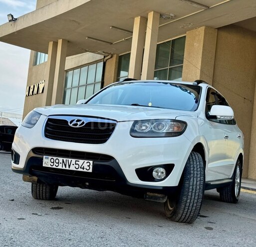 Hyundai Santa Fe-1