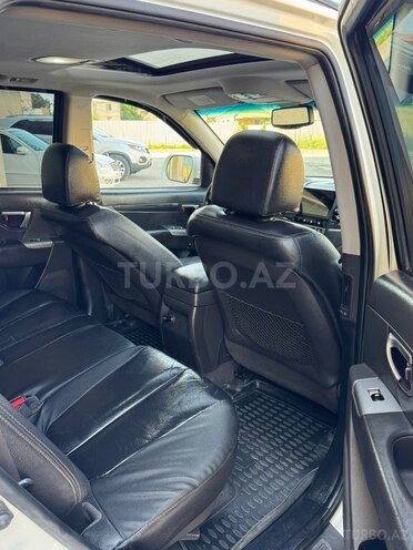 Hyundai Santa Fe-16