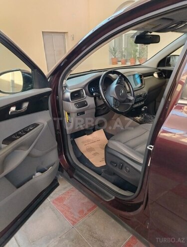 Kia Sorento-10