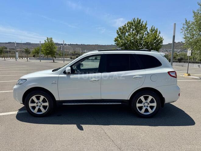 Hyundai Santa Fe-5