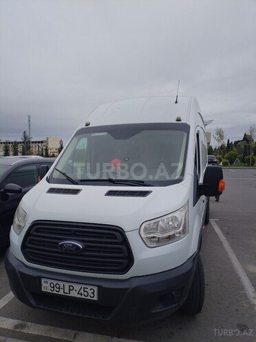 Ford Transit-1