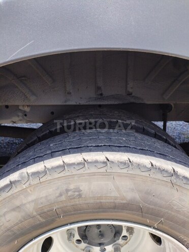 Ford Transit-11