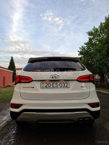 Hyundai Santa Fe-3