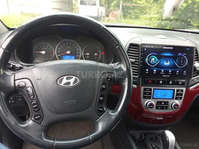 Hyundai Santa Fe-10