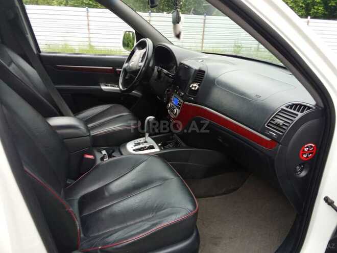 Hyundai Santa Fe-6