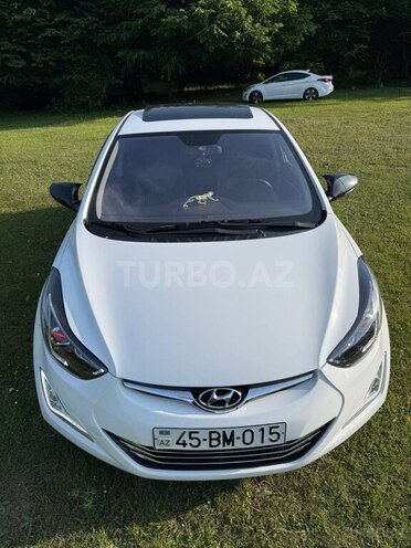 Hyundai Elantra-5