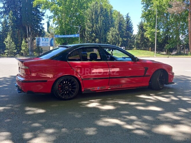BMW 523-9
