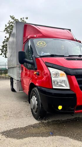 Ford Transit-8